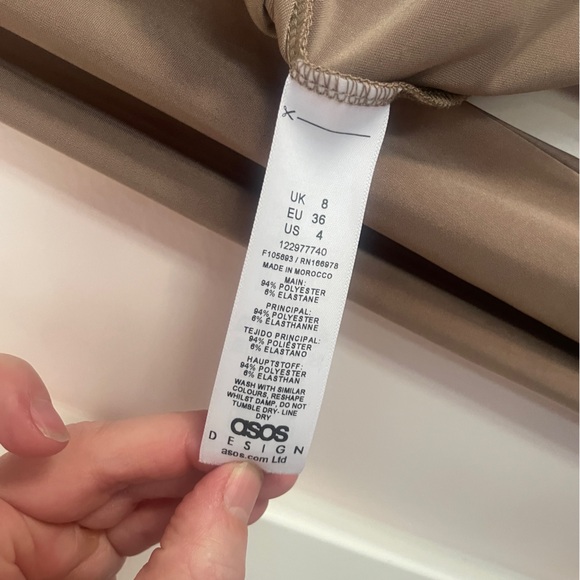 ASOS - Cropped Bell-sleeve Top - US 4 - Picture 8 of 9